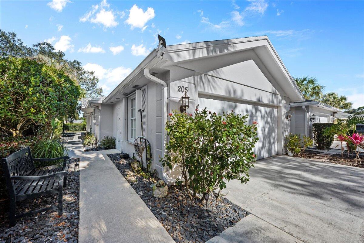 205 Brier Jupiter, FL 33458