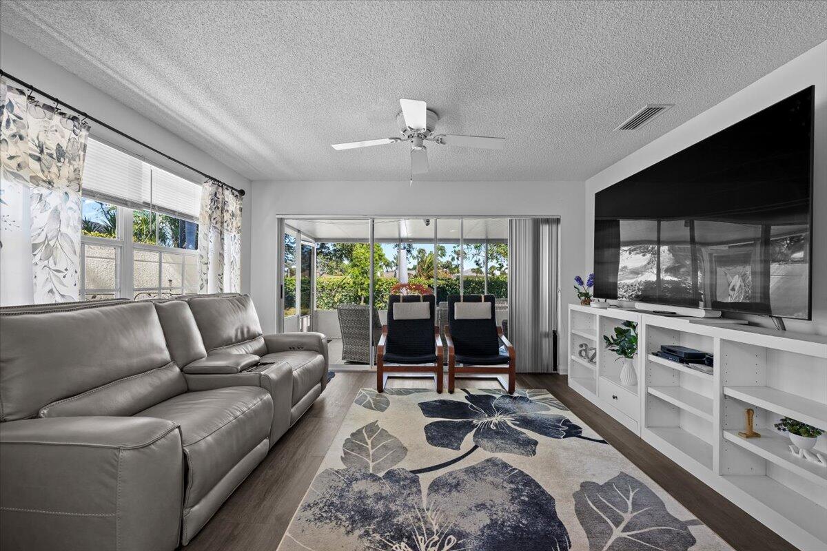 205 Brier Jupiter, FL 33458