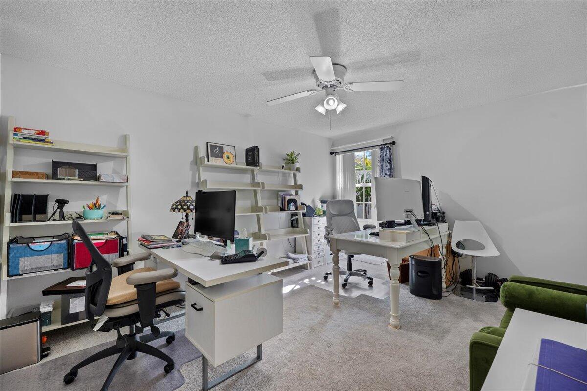 205 Brier Jupiter, FL 33458