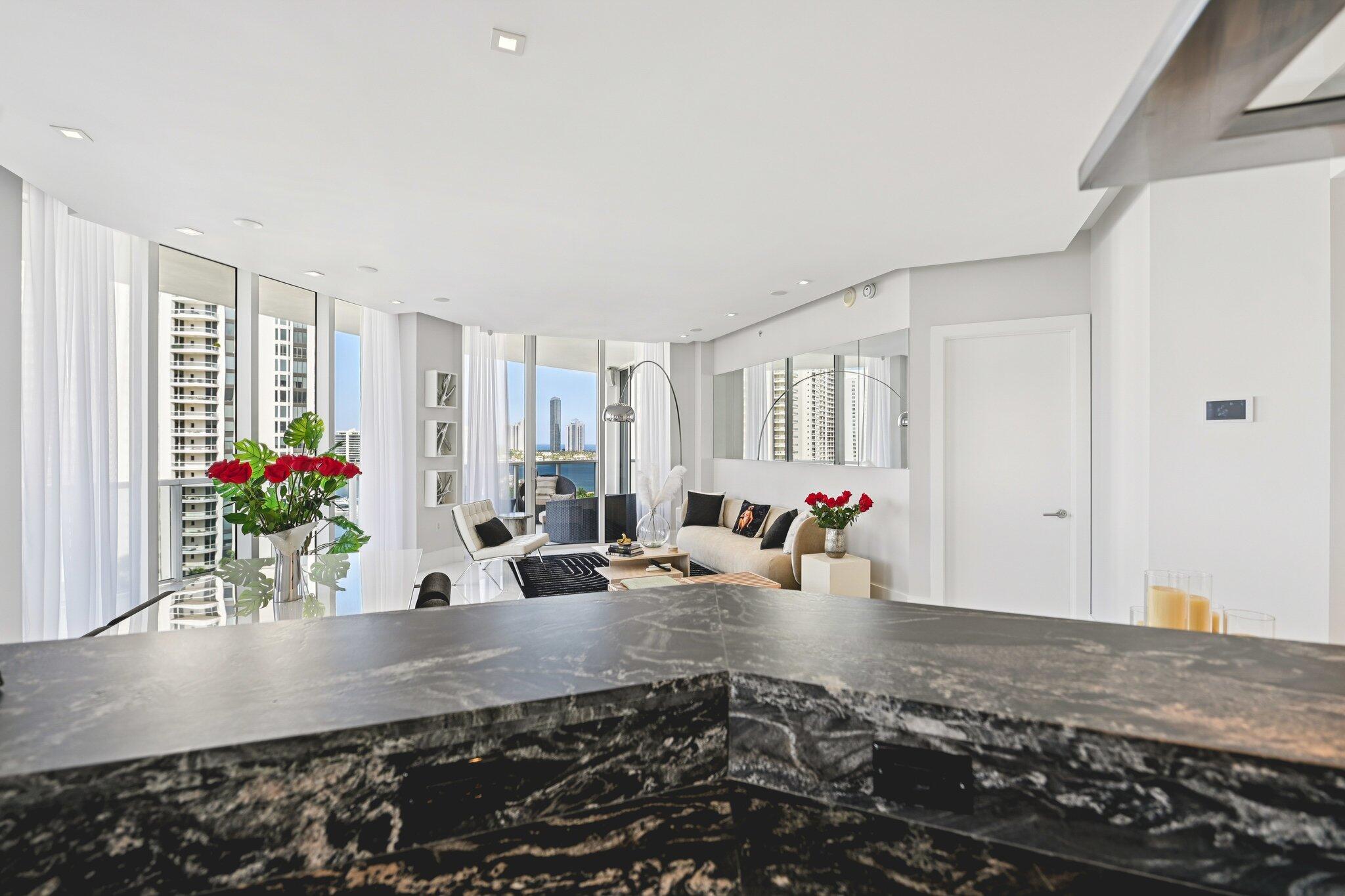 4100 Island #1204 Aventura, FL 33160