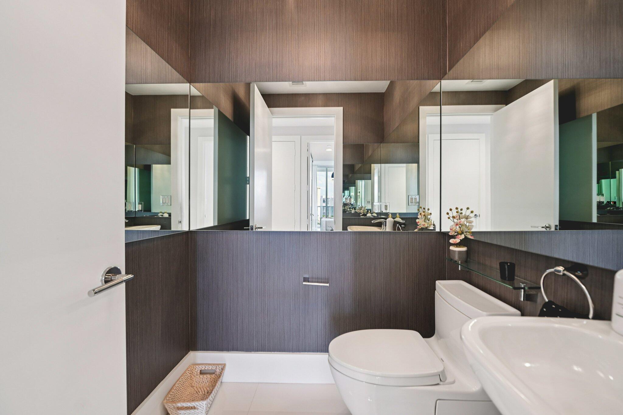 4100 Island #1204 Aventura, FL 33160