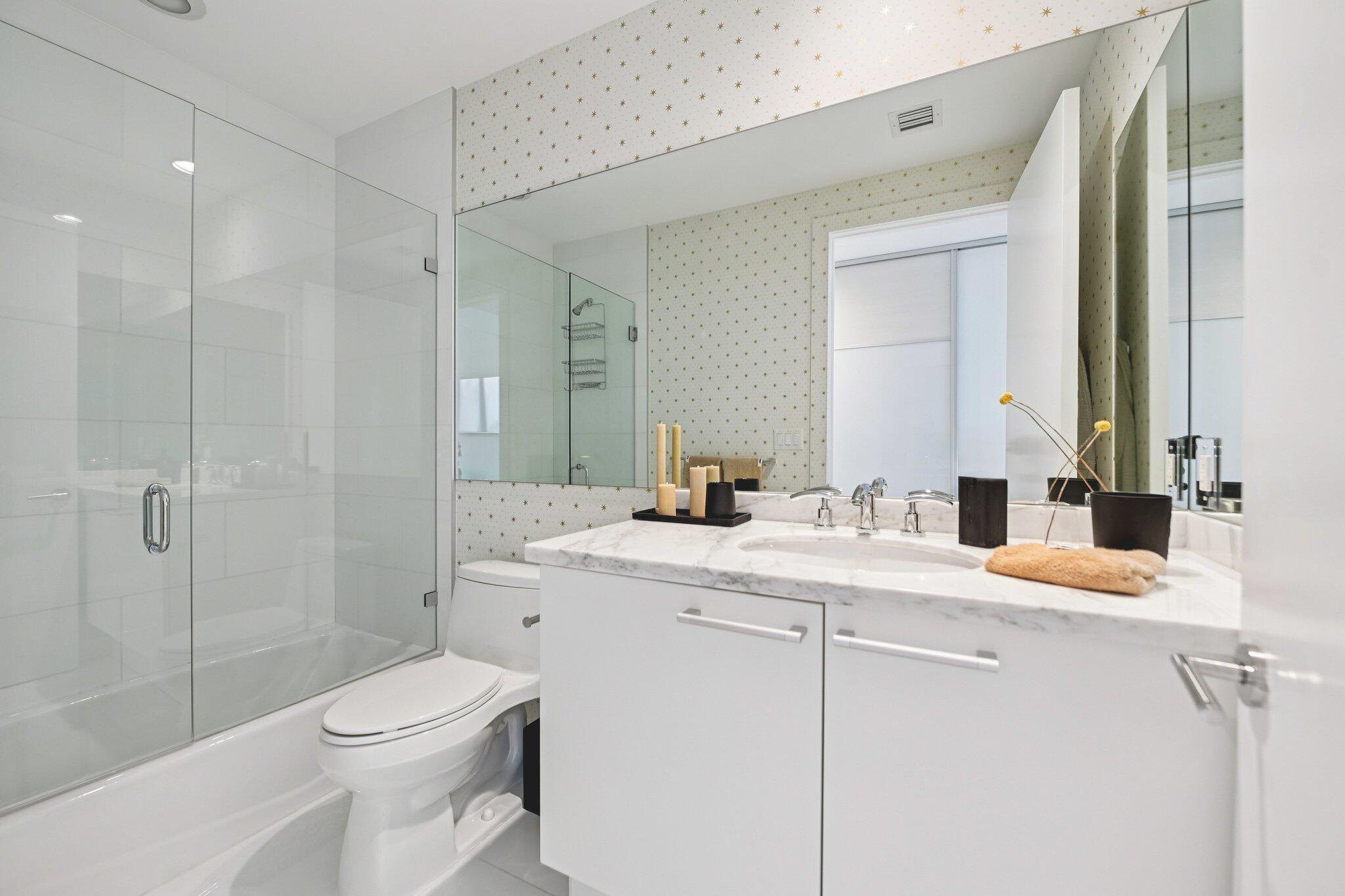 4100 Island #1204 Aventura, FL 33160