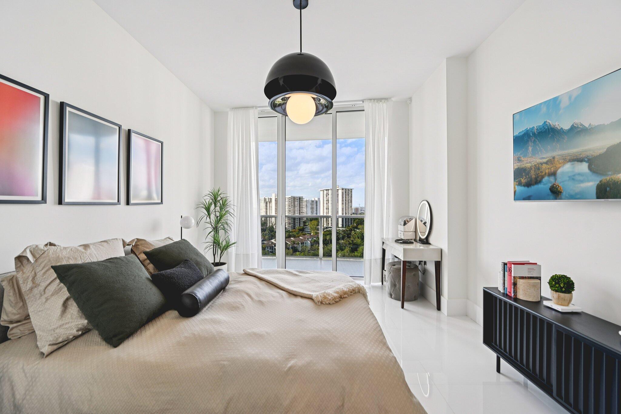 4100 Island #1204 Aventura, FL 33160