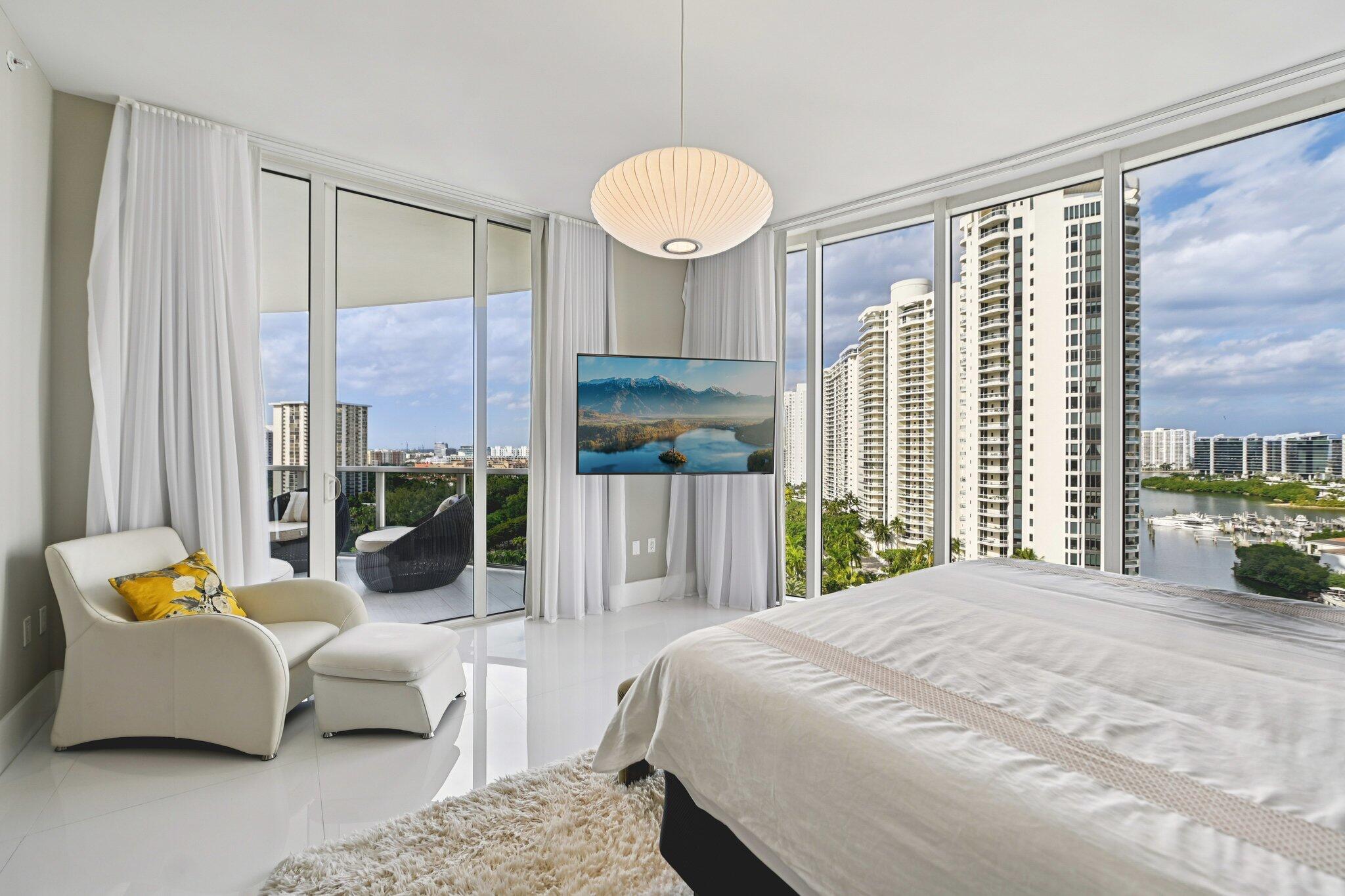 4100 Island #1204 Aventura, FL 33160