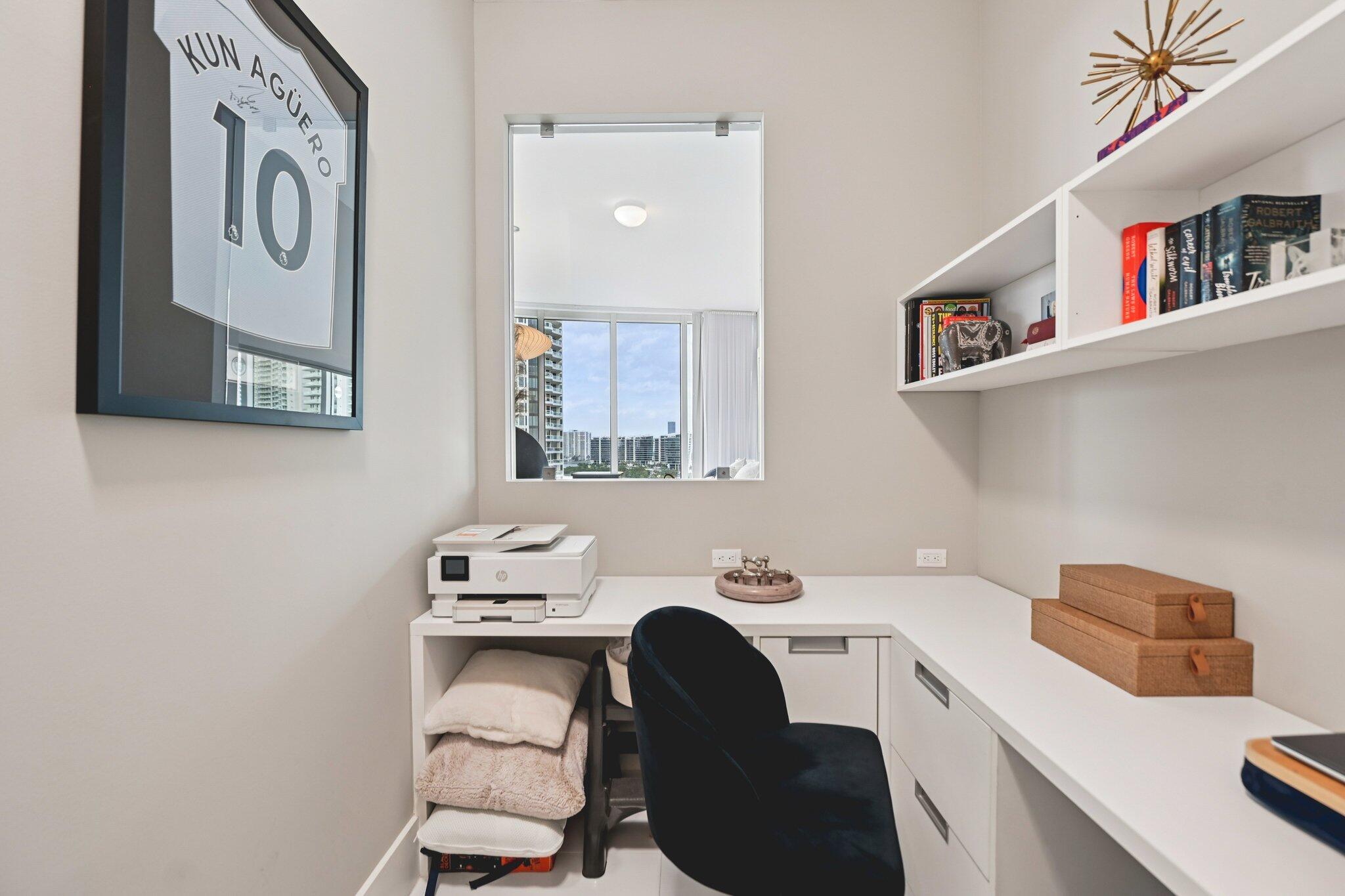 4100 Island #1204 Aventura, FL 33160