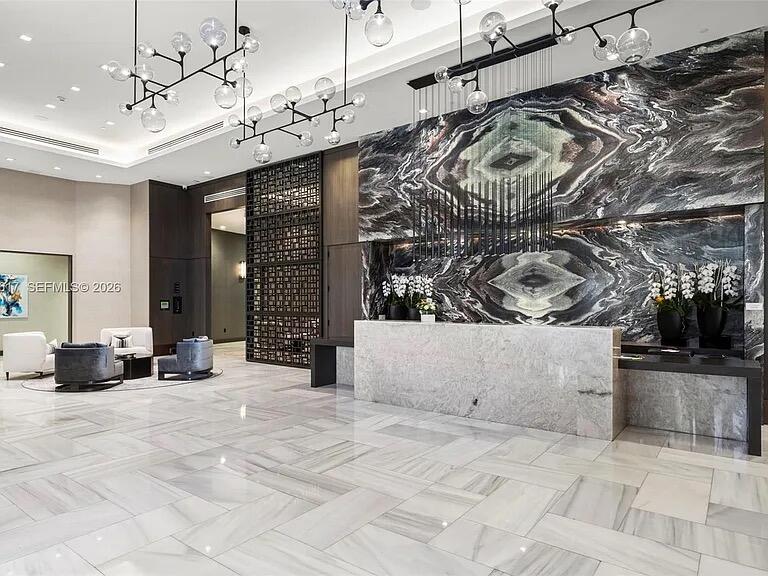 4100 Island #1204 Aventura, FL 33160