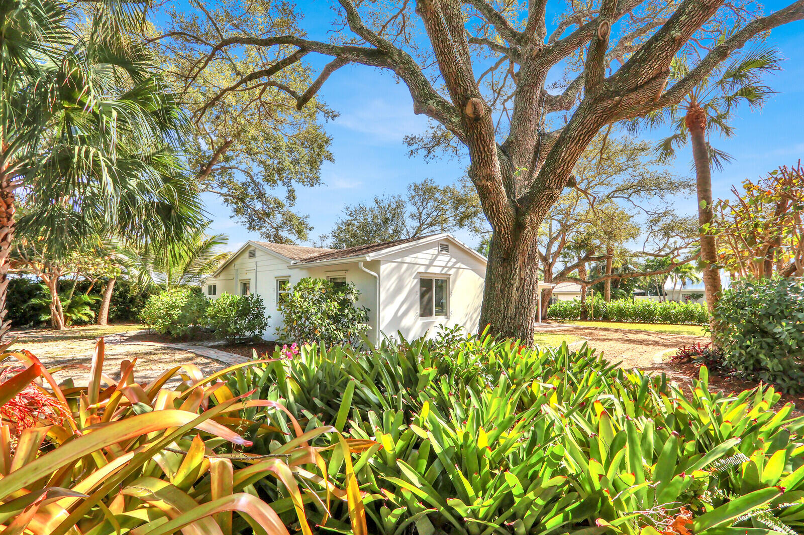 601 Paulina Jupiter, FL 33477