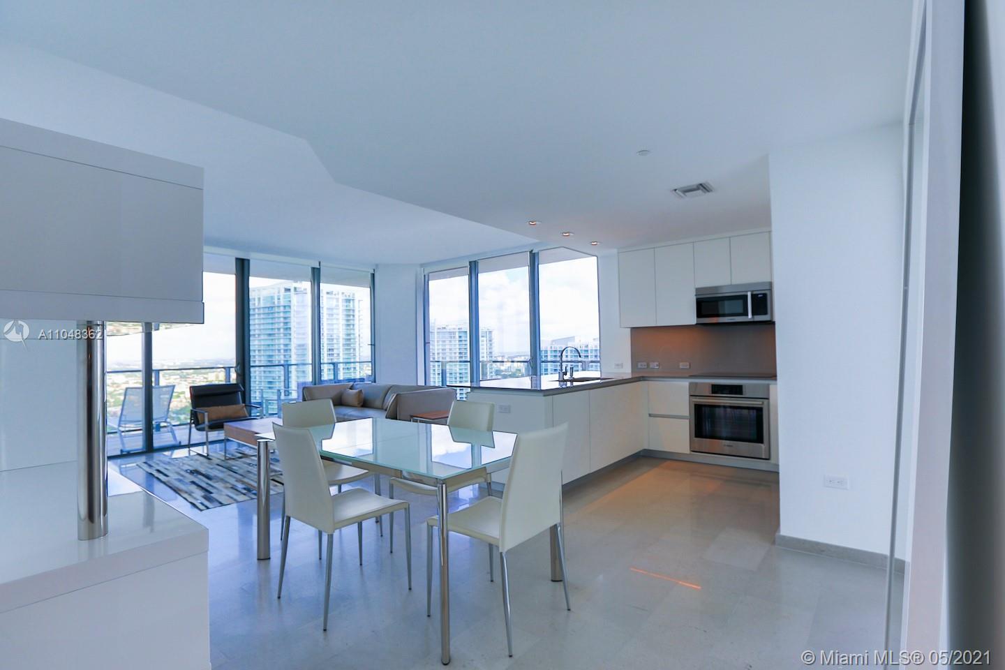 68 SE 6th St #3512