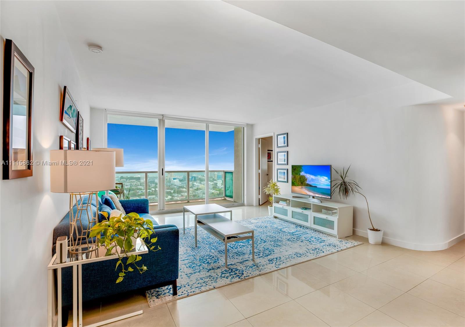 650 West Ave #2610