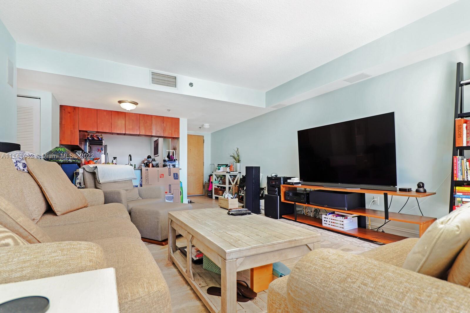 image The Club at Brickell Bay24