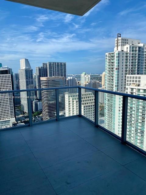 1010 Brickell Ave #4801 Miami, FL 33131