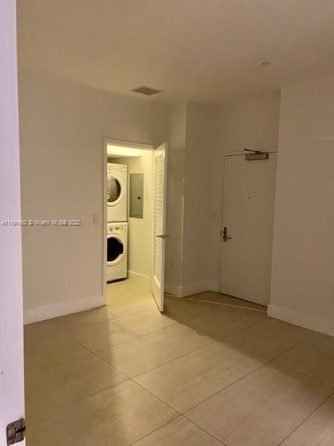 1010 Brickell Ave #4801 Miami, FL 33131