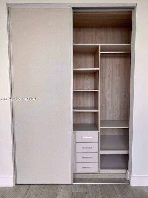 1010 Brickell Ave #4801 Miami, FL 33131