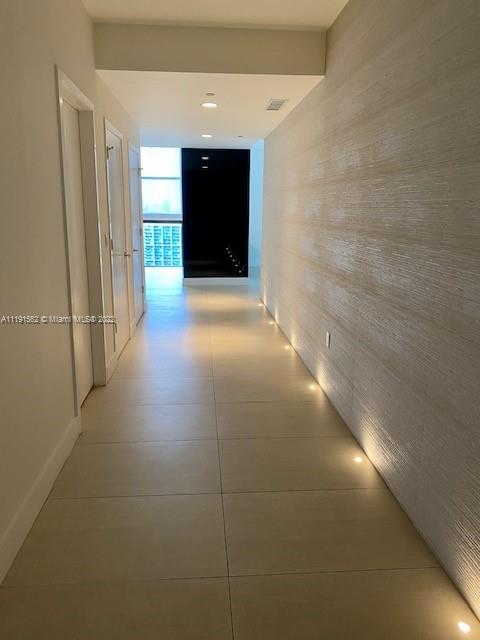 1010 Brickell Ave #4801 Miami, FL 33131