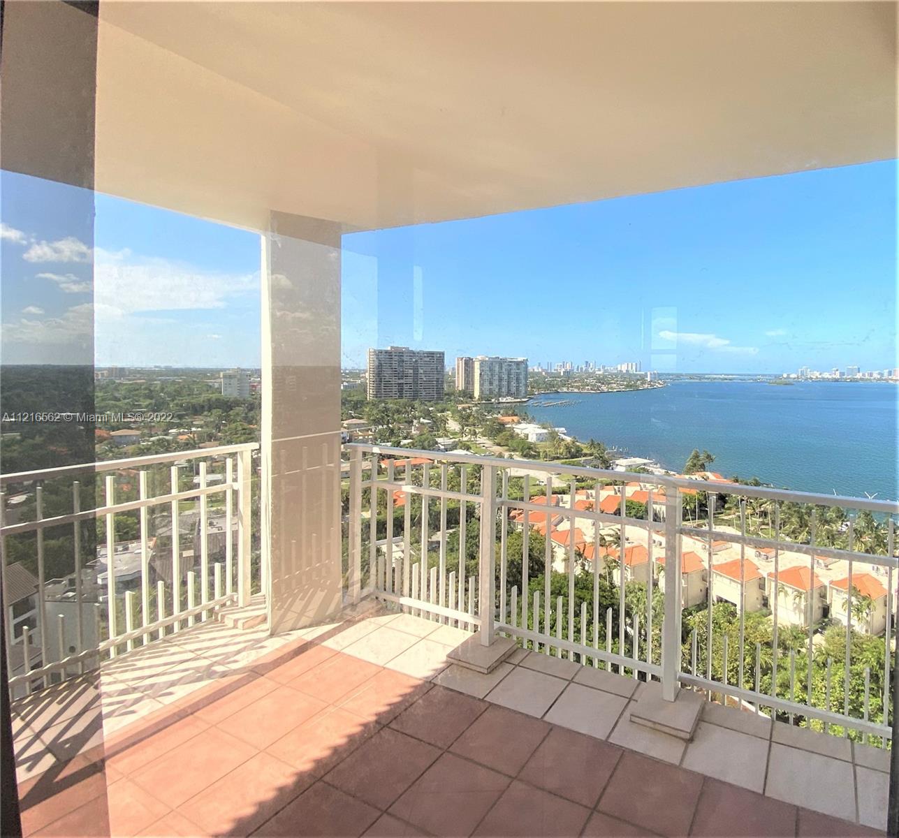 4000 Towerside Ter #1811