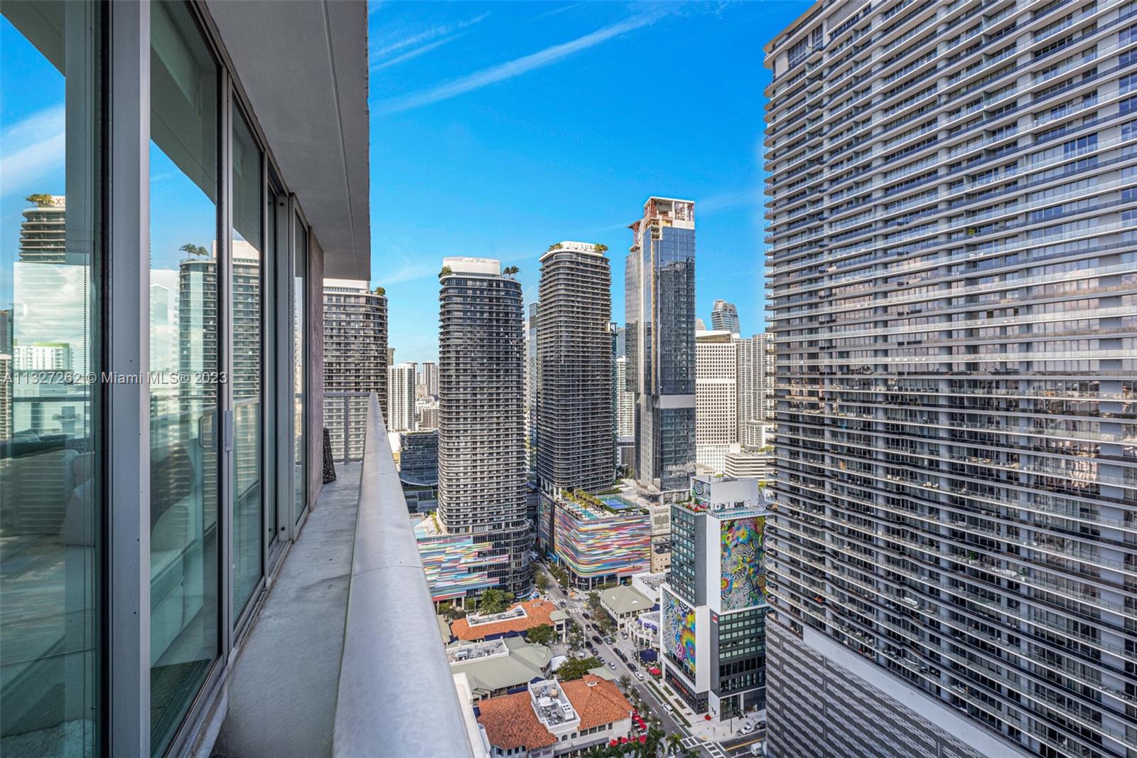 1111 SW 1st Ave #UPH4020- Miami, FL 33130