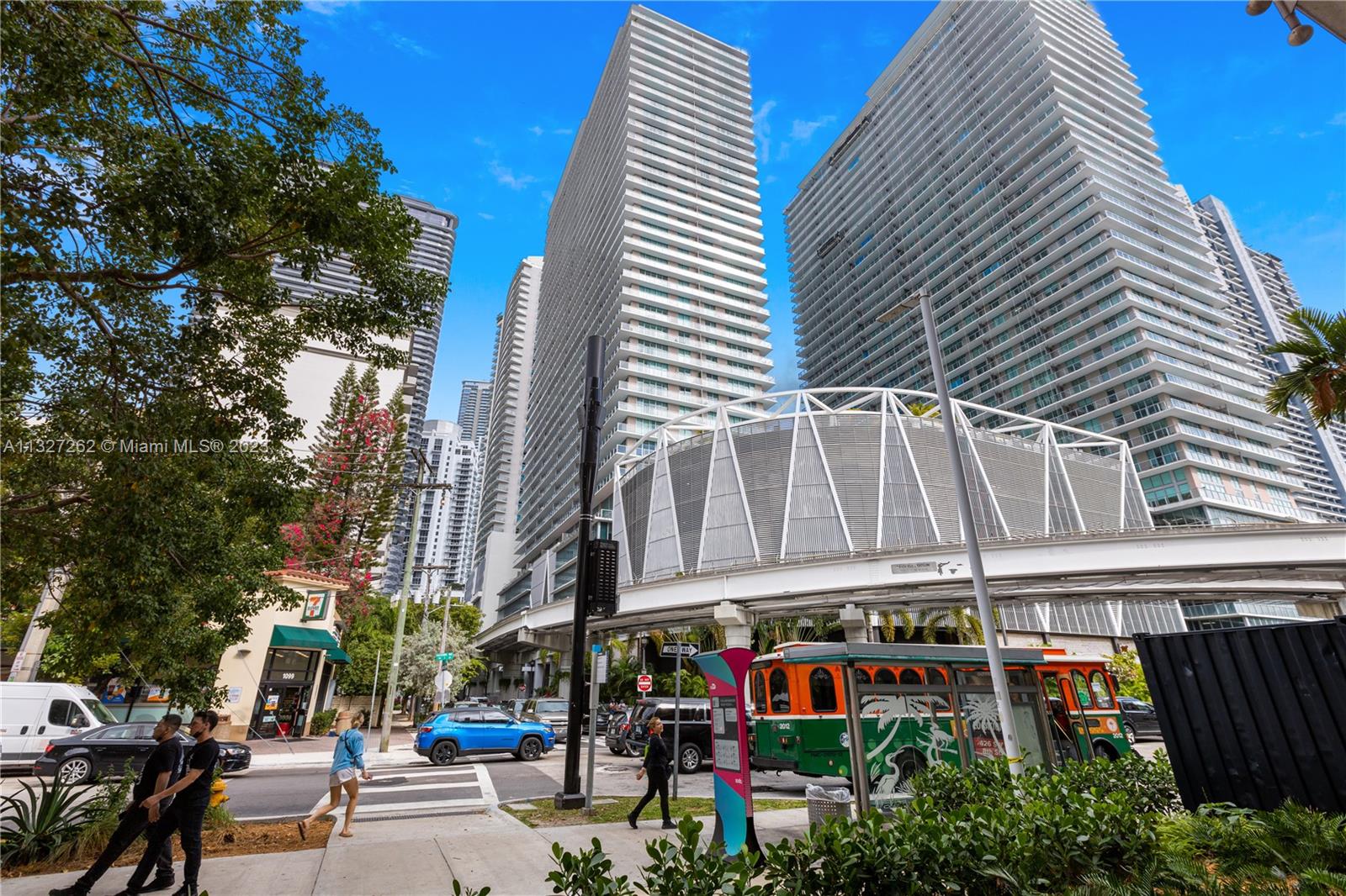 1111 SW 1st Ave #UPH4020- Miami, FL 33130