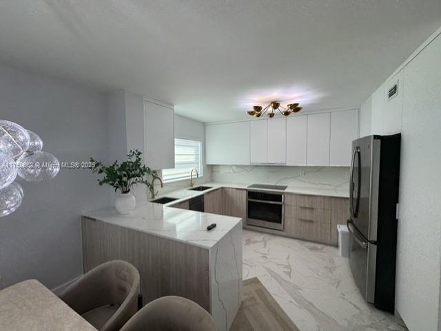 3605 Indian Crk Dr #201,Miami Beach, FL 33140