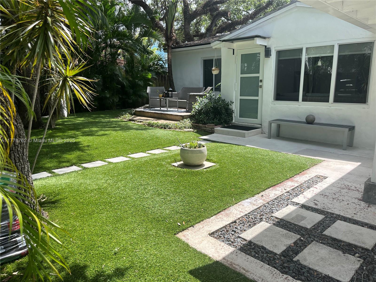 701 SW 9th Ave Fort Lauderdale, FL 33315