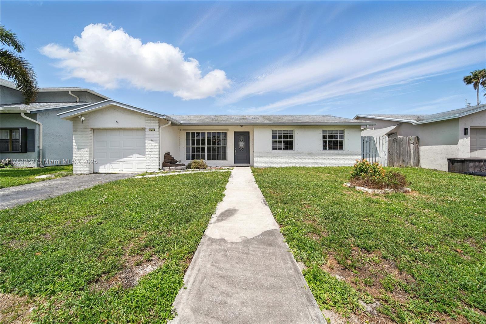 11641 NW 42nd St