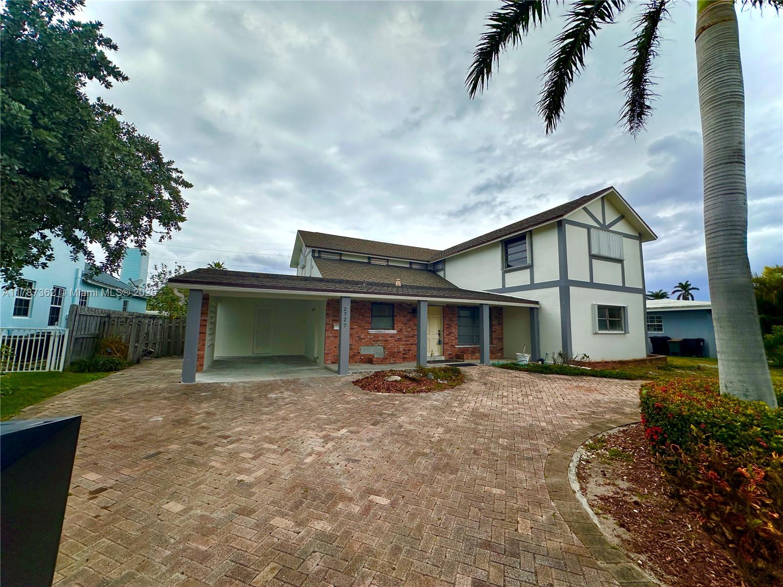 2727 NE 31st Ct,Lighthouse Point, FL 33064