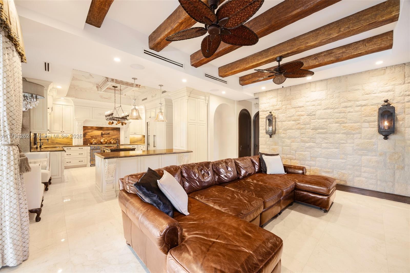 6016 Leonardo St Coral Gables, FL 33146 6016 Leonardo St Coral Gables, FL 33146