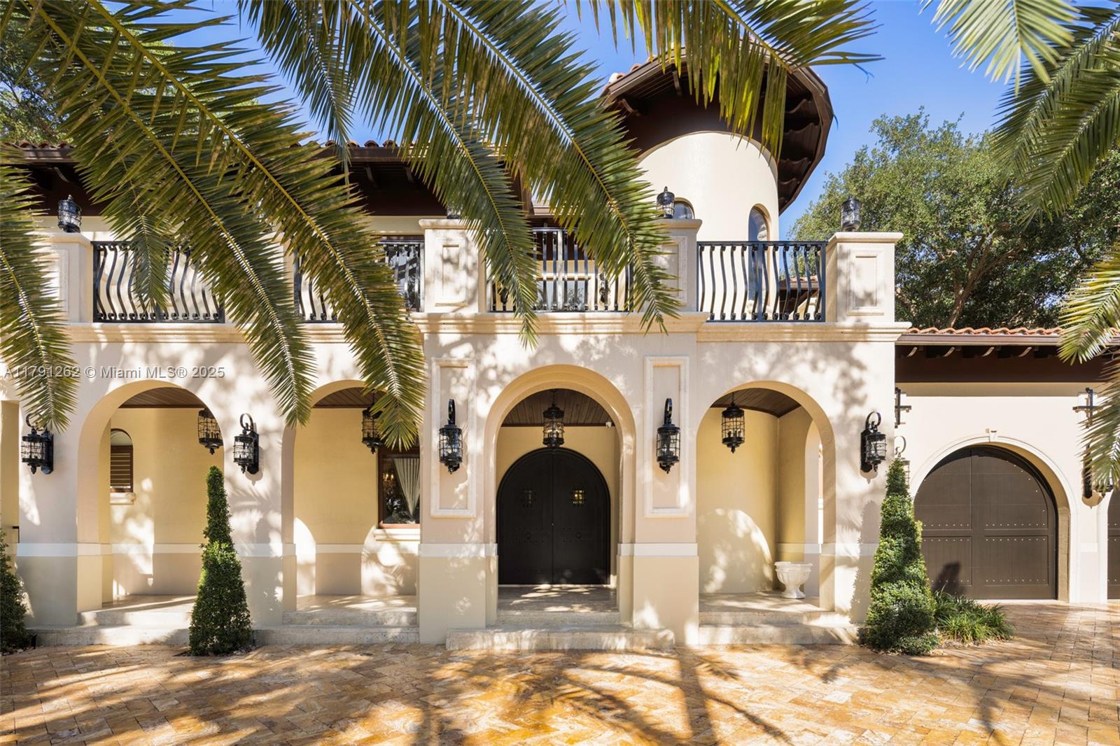 6016 Leonardo St Coral Gables, FL 33146 6016 Leonardo St Coral Gables, FL 33146