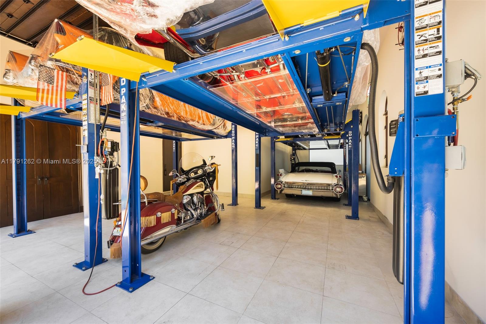 6016 Leonardo St Coral Gables, FL 33146 6016 Leonardo St Coral Gables, FL 33146