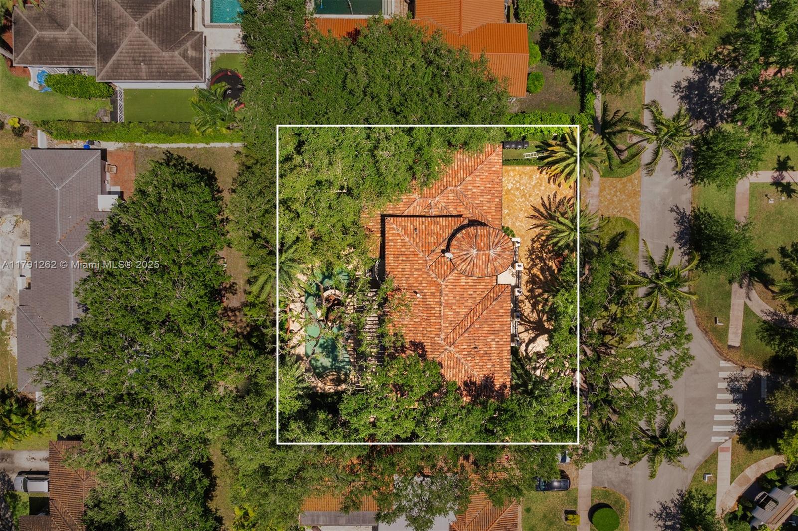 6016 Leonardo St Coral Gables, FL 33146 6016 Leonardo St Coral Gables, FL 33146