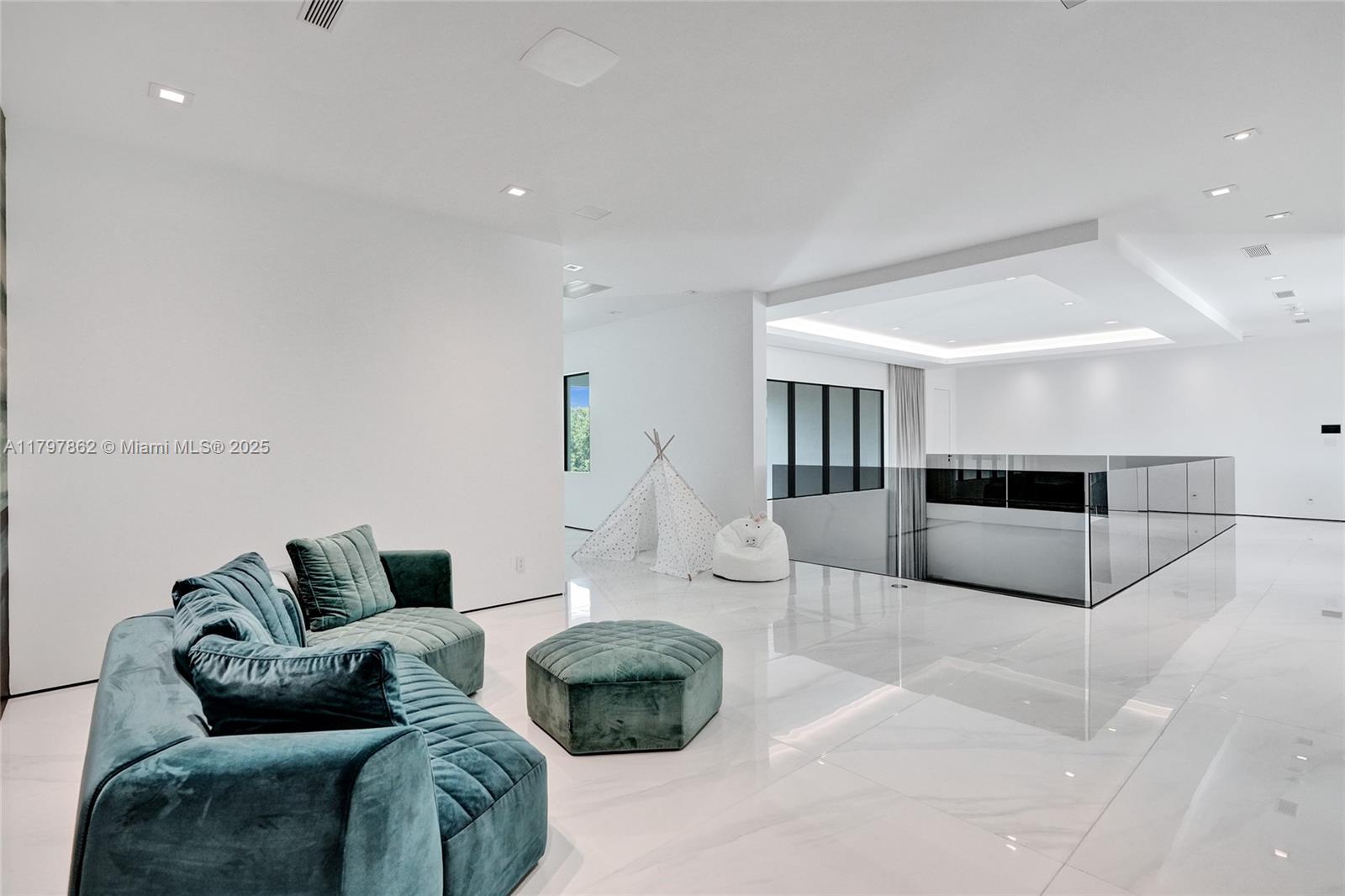 17811 SW 58th St Southwest Ranches, FL 33331