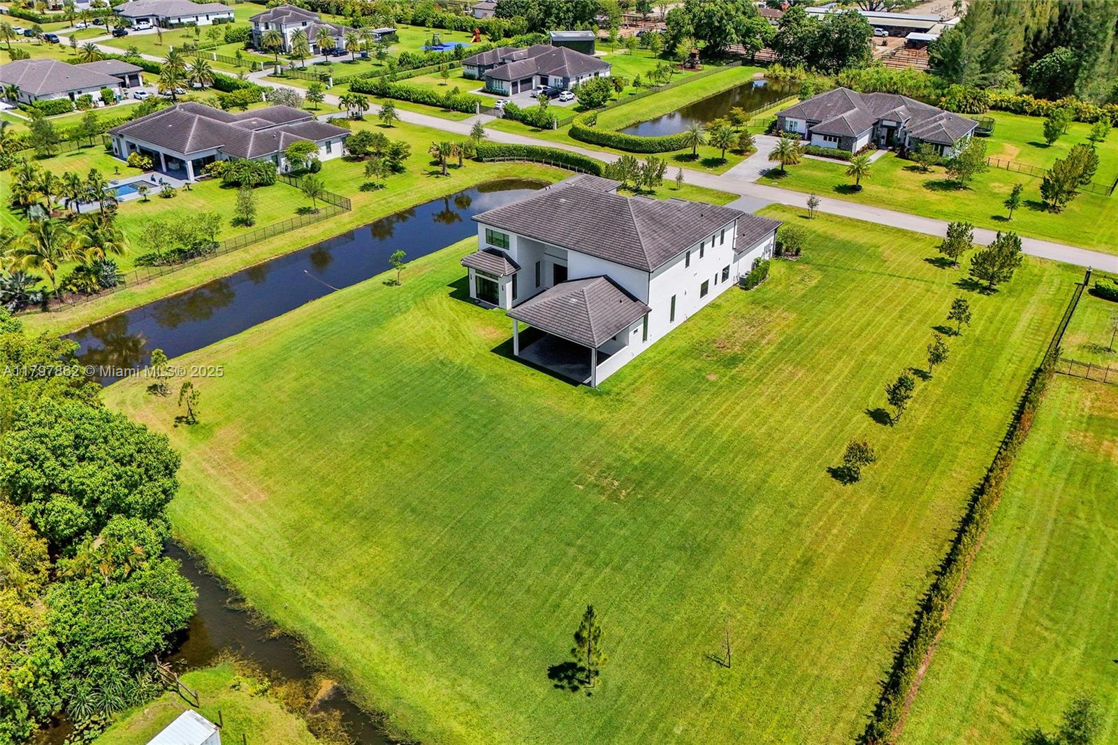 17811 SW 58th St Southwest Ranches, FL 33331