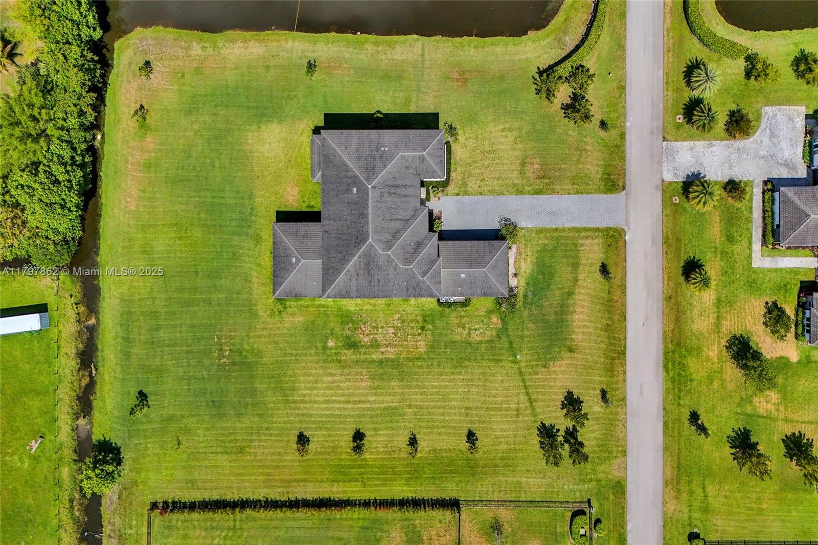 17811 SW 58th St Southwest Ranches, FL 33331