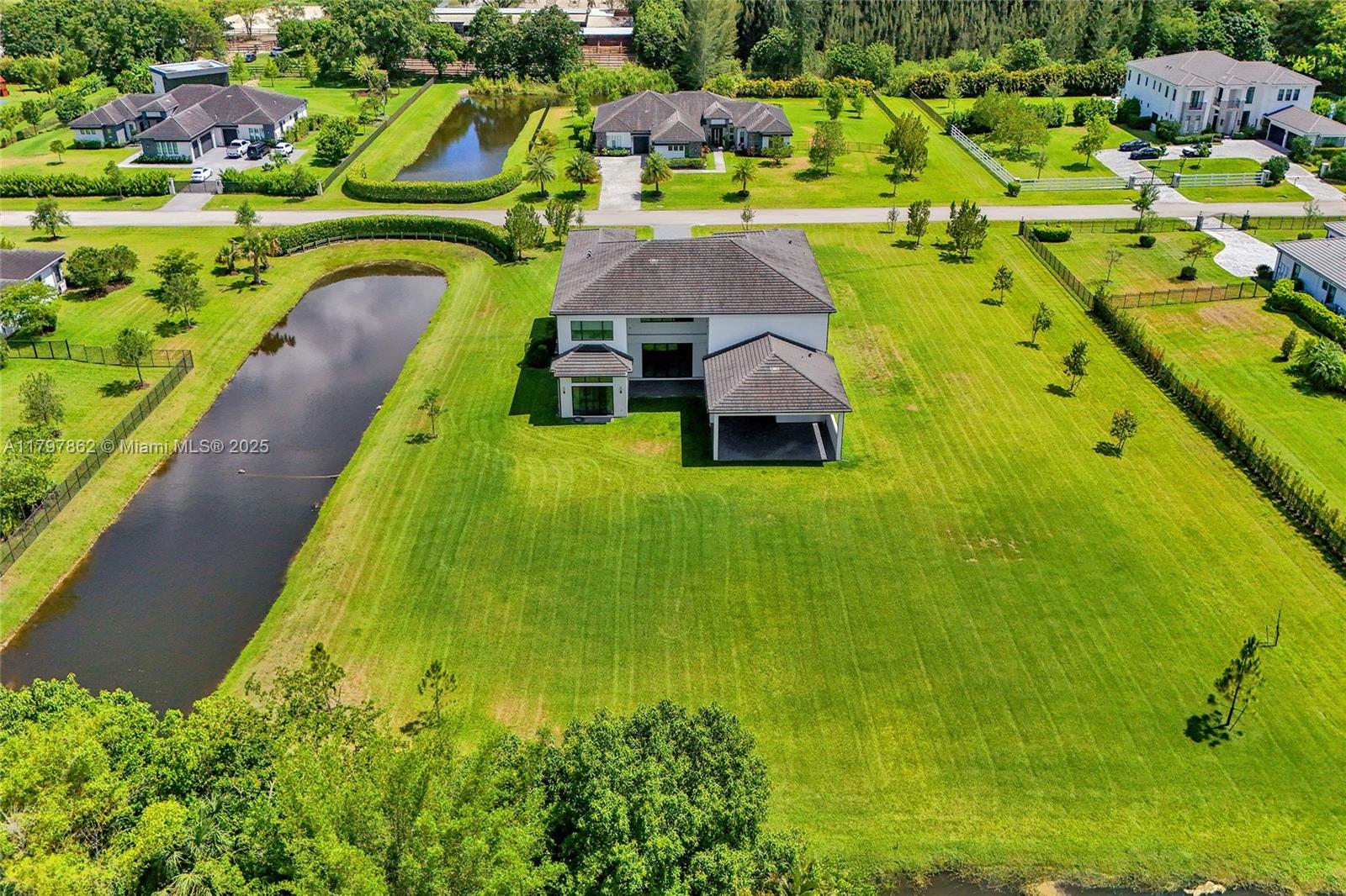 17811 SW 58th St Southwest Ranches, FL 33331