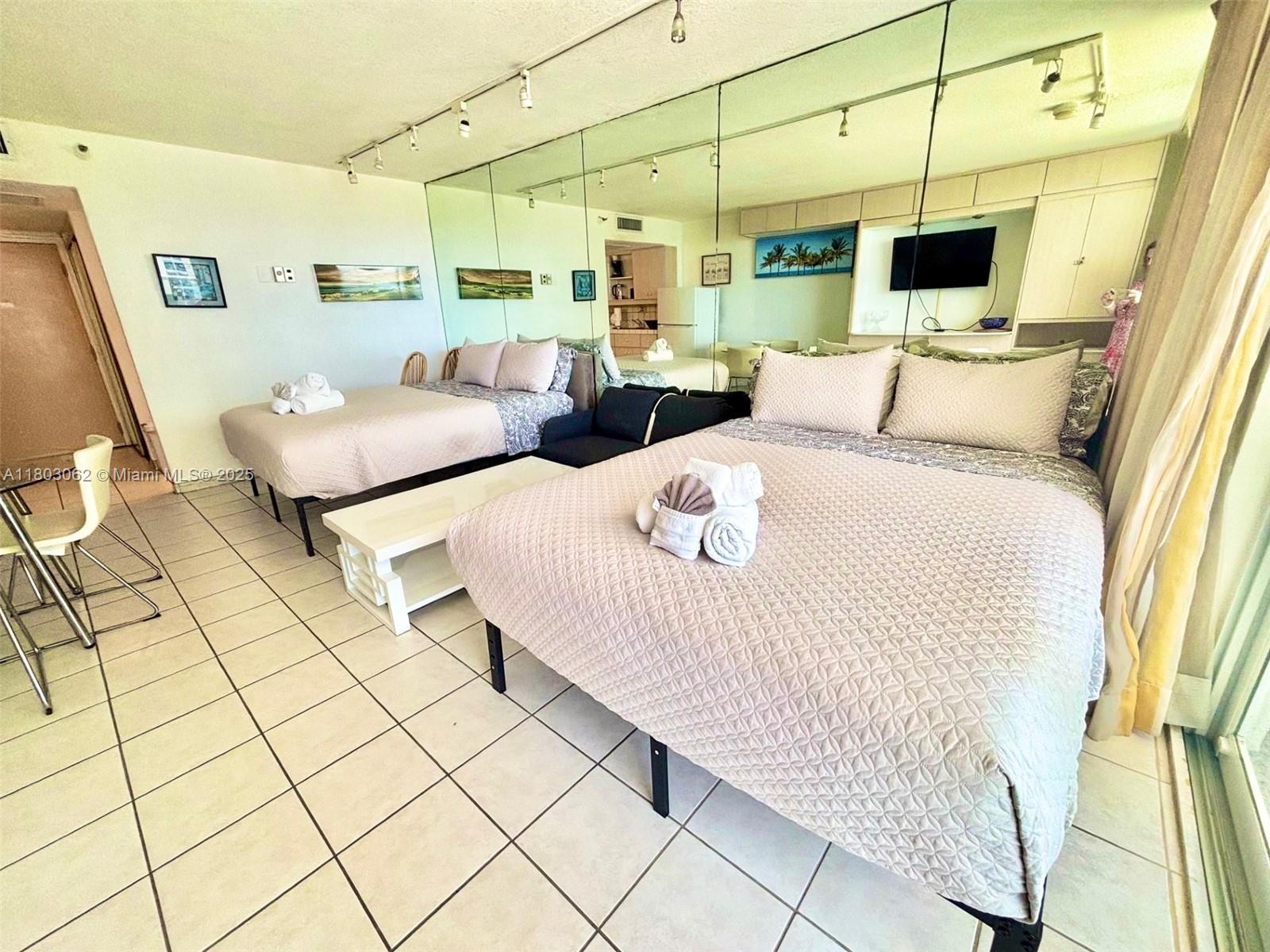 19201 Collins Ave #606,Sunny Isles Beach, FL 33160