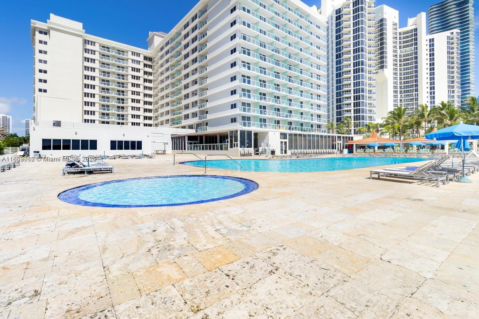 19201 Collins Ave #606,Sunny Isles Beach, FL 33160