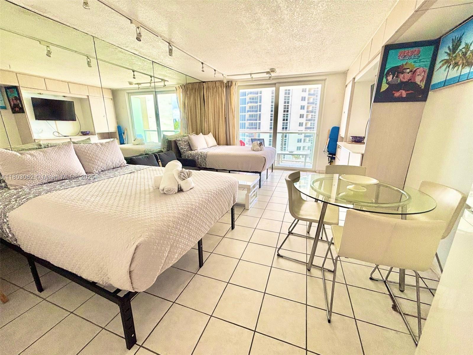 19201 Collins Ave #606,Sunny Isles Beach, FL 33160