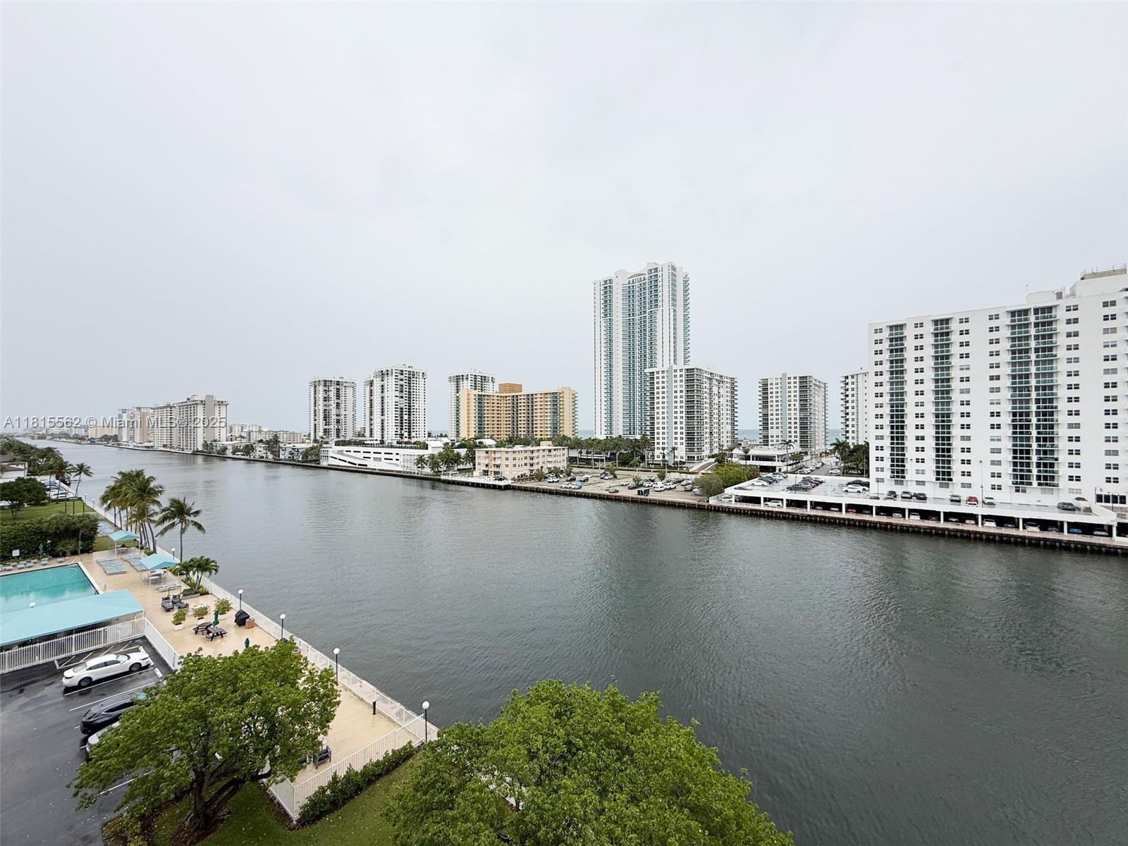 800 Parkview Dr #820,Hallandale Beach, FL 33009