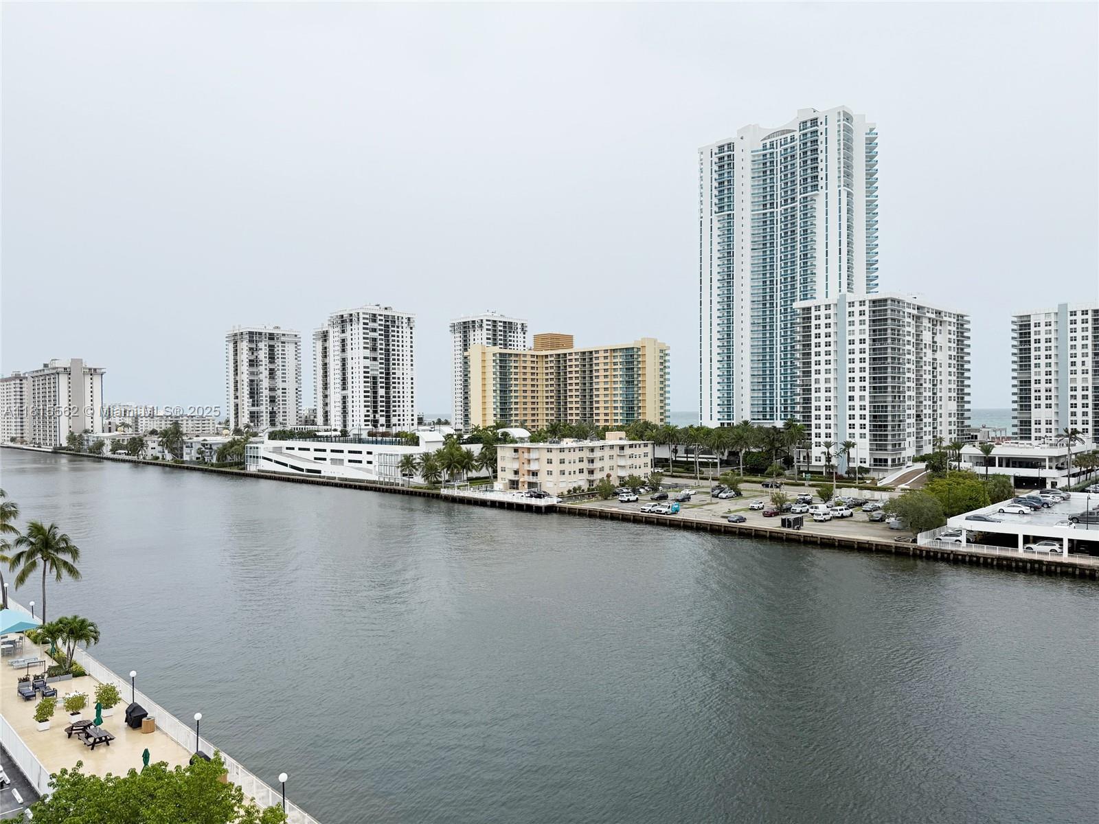 800 Parkview Dr #820,Hallandale Beach, FL 33009