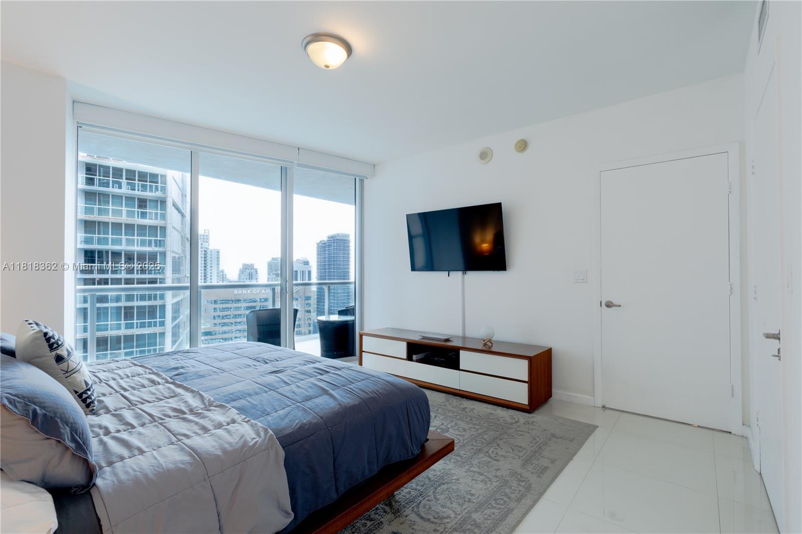 image Icon Brickell14