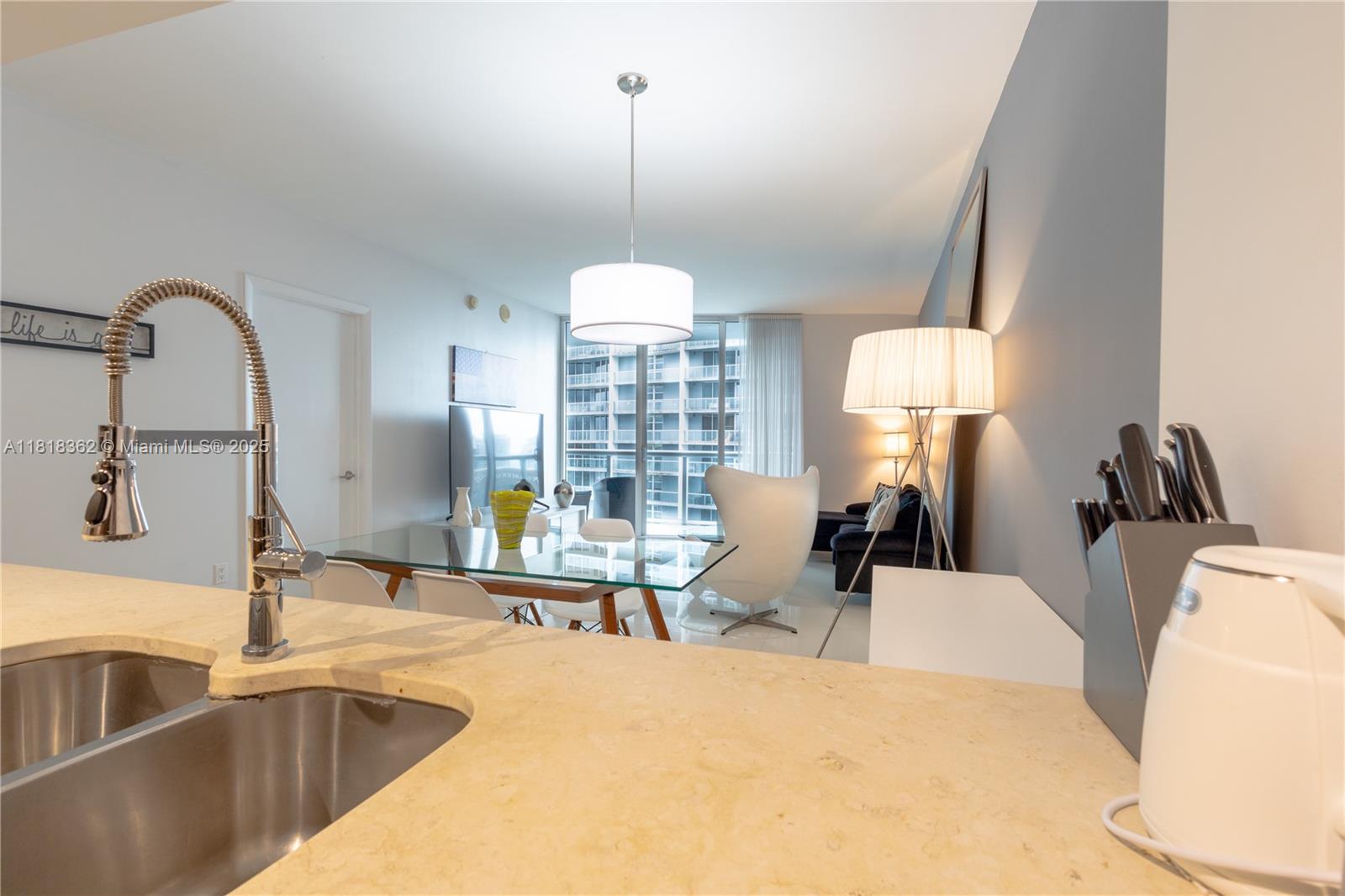 475 Brickell Ave #4511,Miami, FL 33131