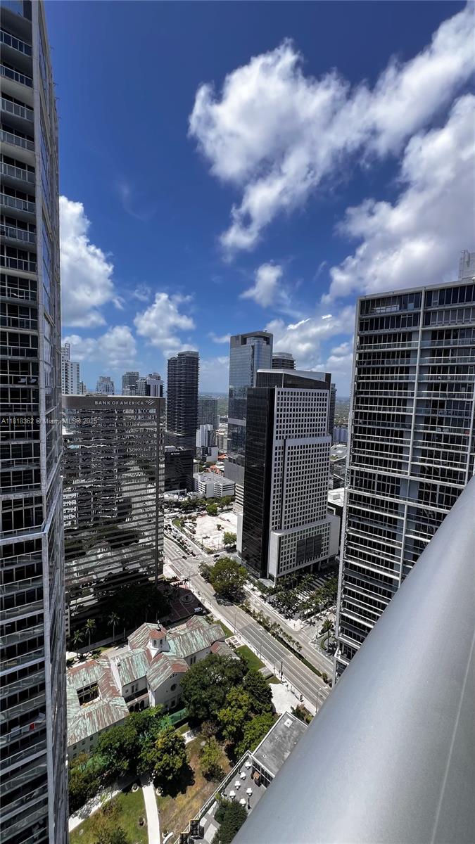 image Icon Brickell24