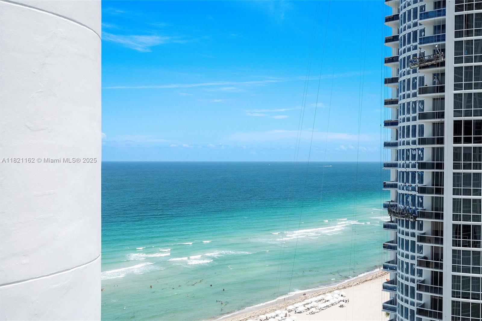 image Trump Royale Condo8