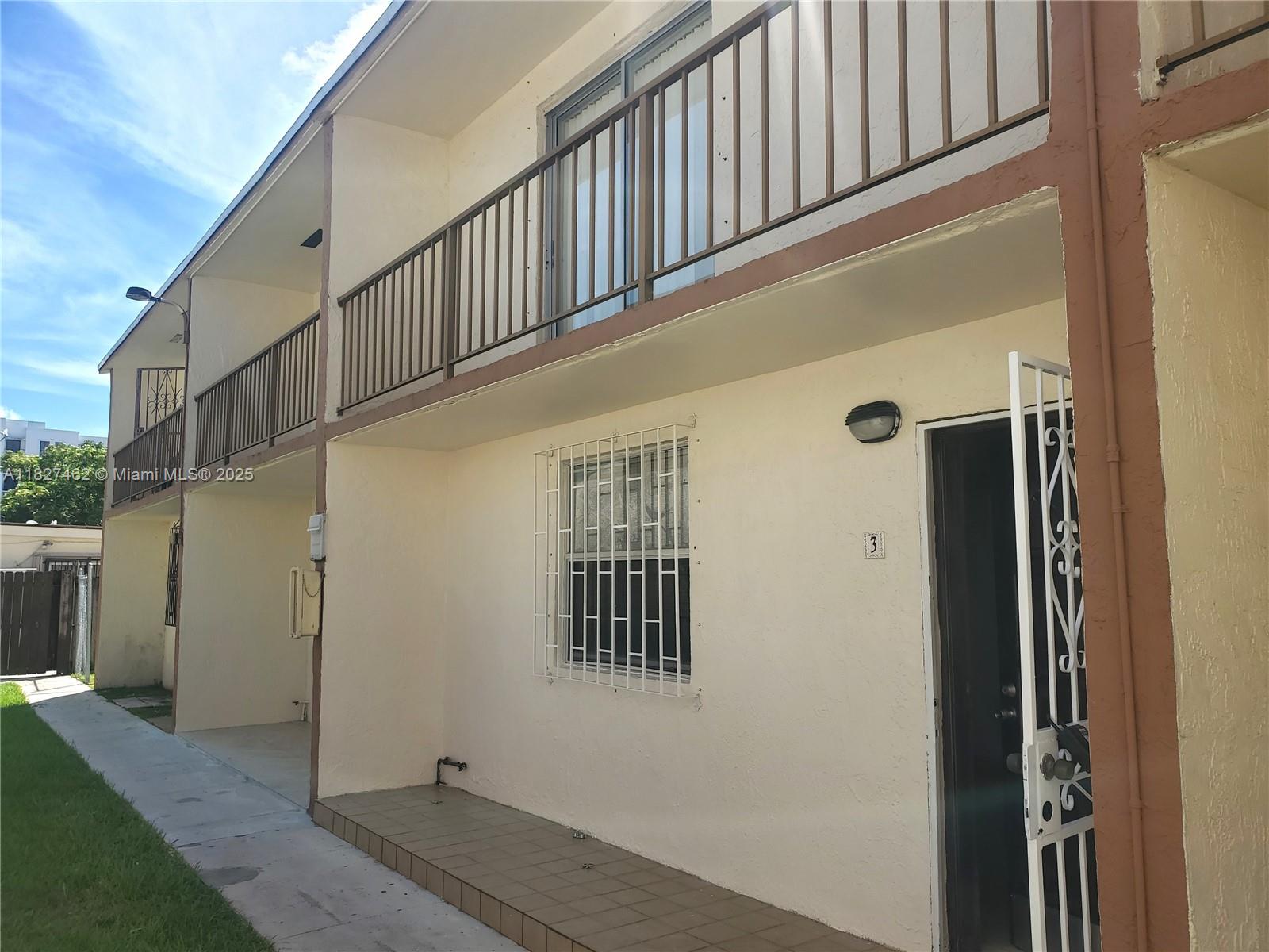 311 SW 110th Ave #H3