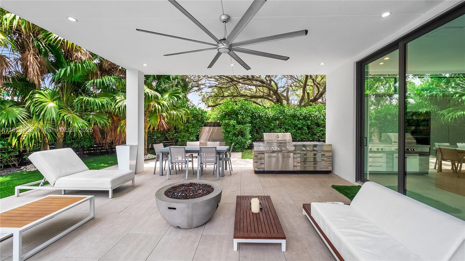 1600 NE 6th St Fort Lauderdale, FL 33304