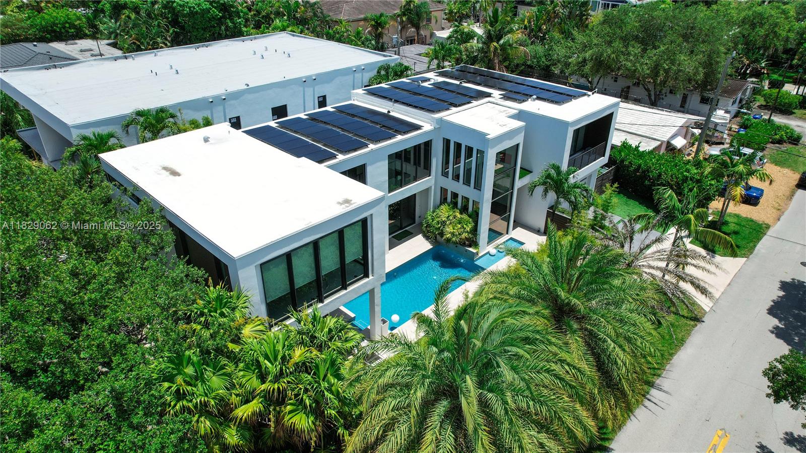 1600 NE 6th St Fort Lauderdale, FL 33304