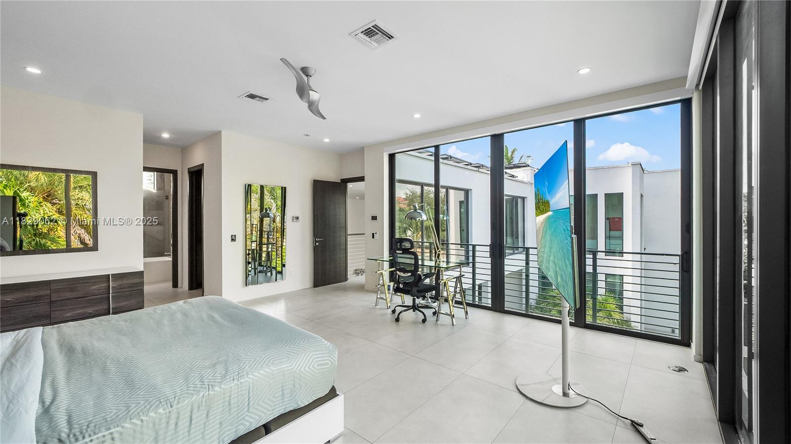 1600 NE 6th St Fort Lauderdale, FL 33304