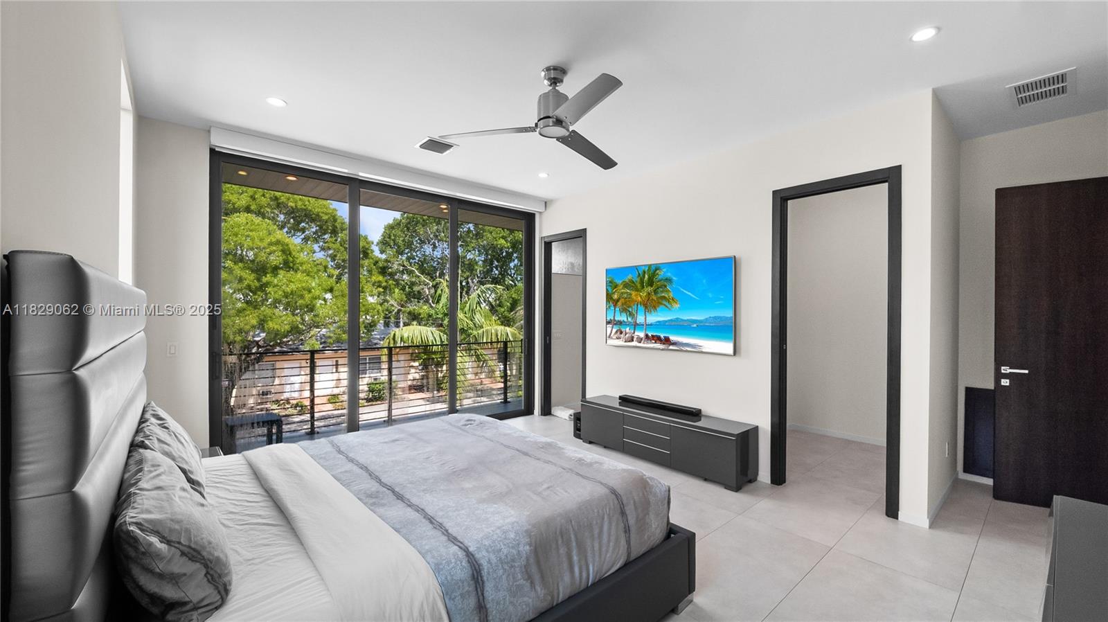 1600 NE 6th St Fort Lauderdale, FL 33304