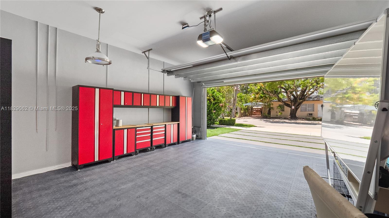 1600 NE 6th St Fort Lauderdale, FL 33304