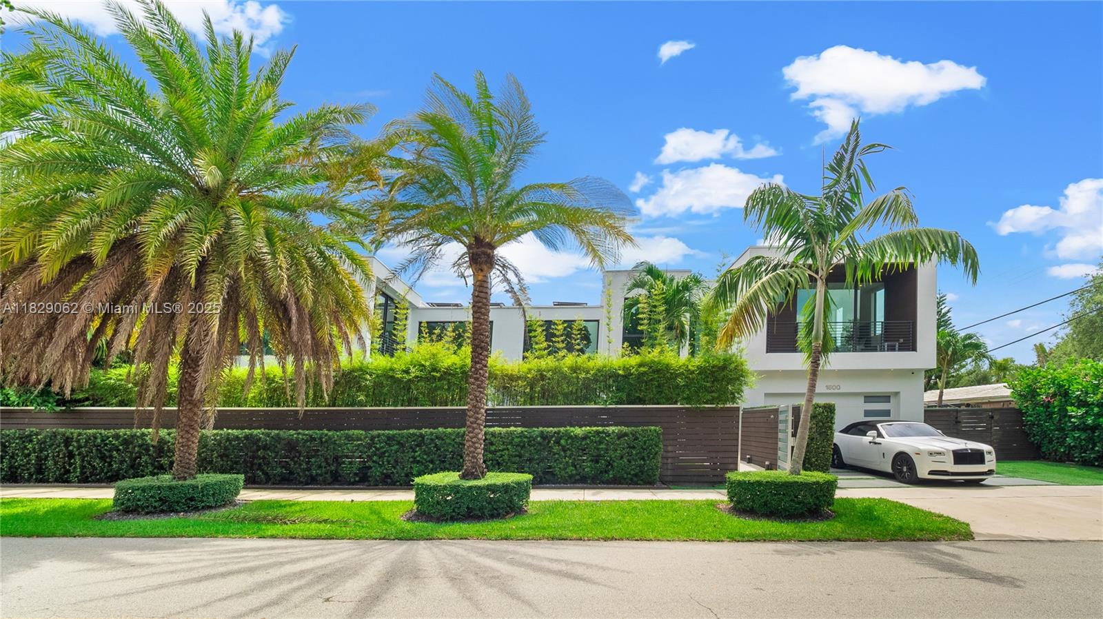 1600 NE 6th St Fort Lauderdale, FL 33304