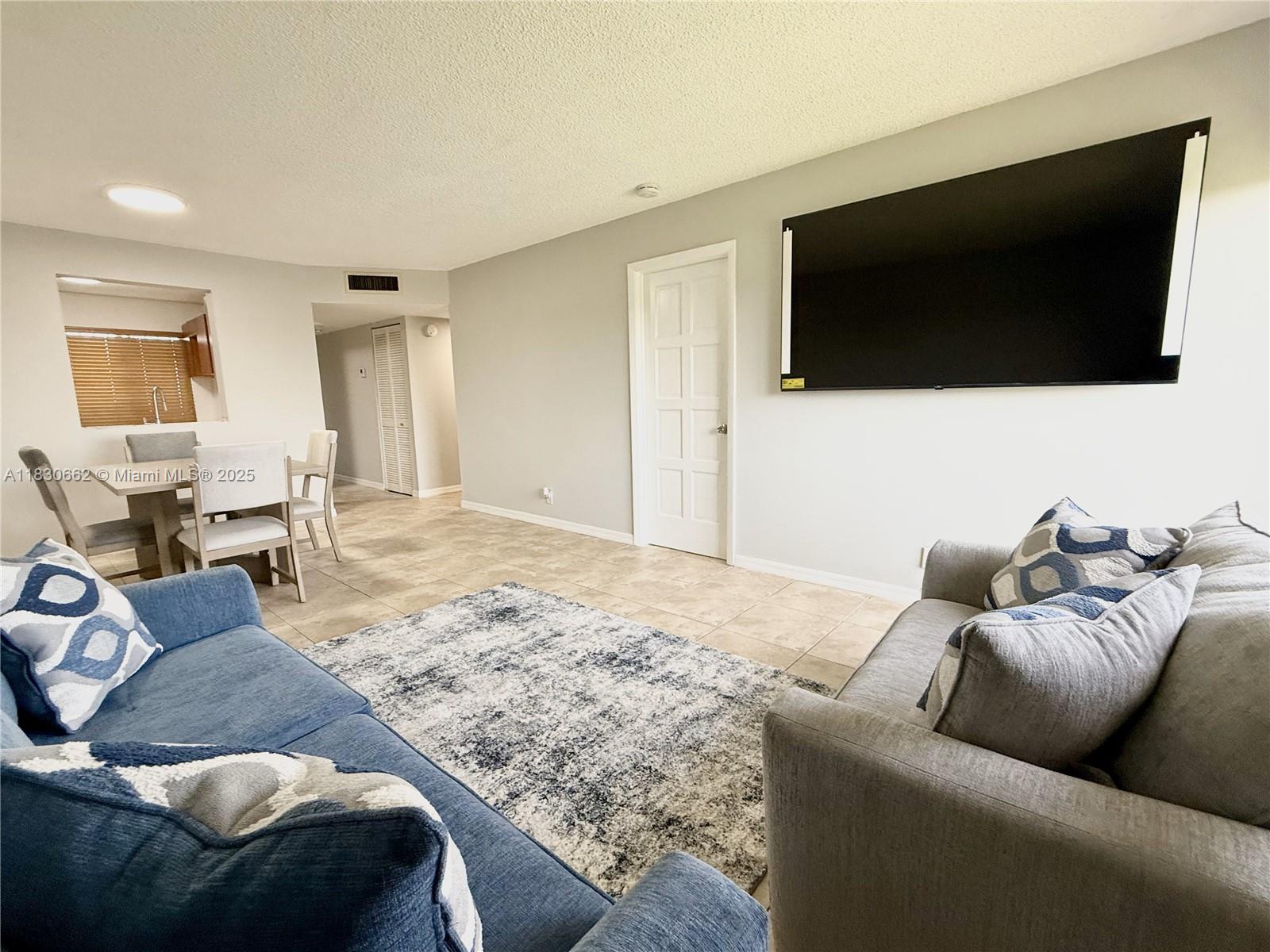 8550 N Sherman Cir #507